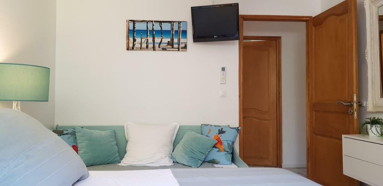 Chambres D'Hotes Caseddu Di Poggiale Figari  Buitenkant foto